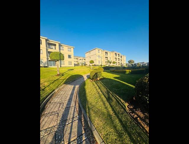 3 BEDROOM APARTMENT FOR SALE IN FOURWAYS